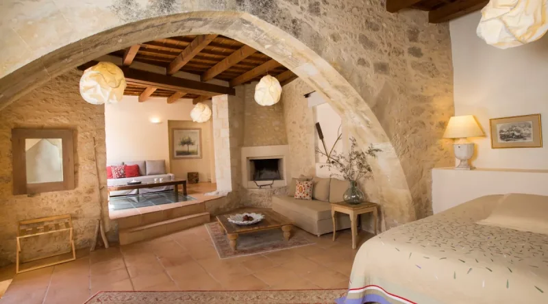 Historic Olive Mill Suite - Kapsaliana Village Hotel