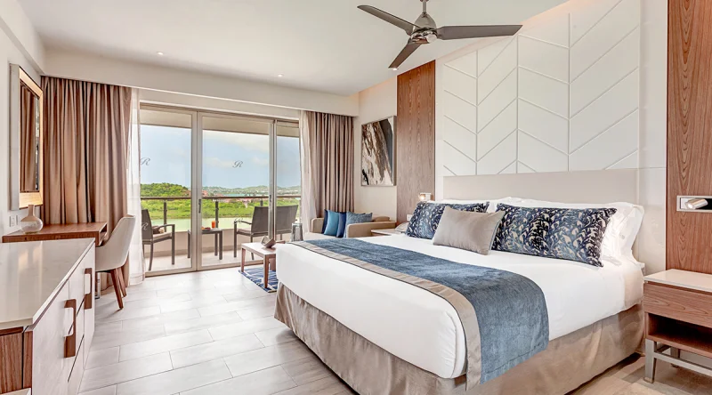 Luxury Junior Suite - Royalton Antigua Resort & Spa Autograph Collection