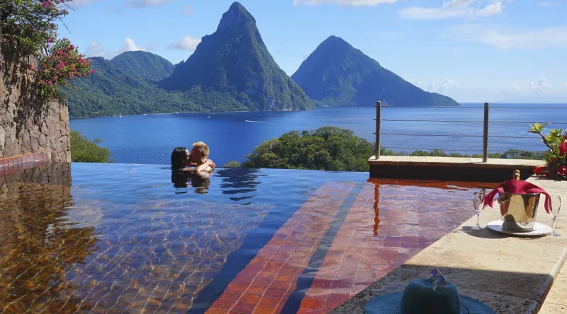 Moon Sanctuary - Jade Mountain