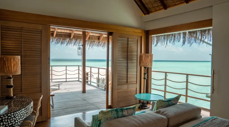 Senior Water Villa - Constance Moofushi