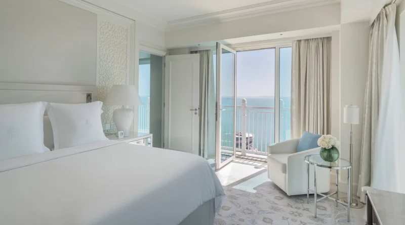 Executive Sea View Suite - Four Seasons Hotel Doha